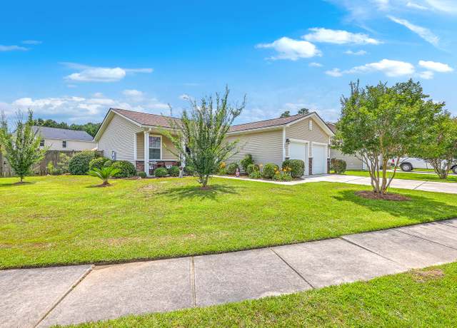 Property at 605 Grassy Hill Rd, Summerville, SC 29483, 3 beds, 2 baths