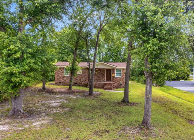 Property at 9612 Hoot Owl Ave, Ladson, SC 29456, 2 beds, 1 bath