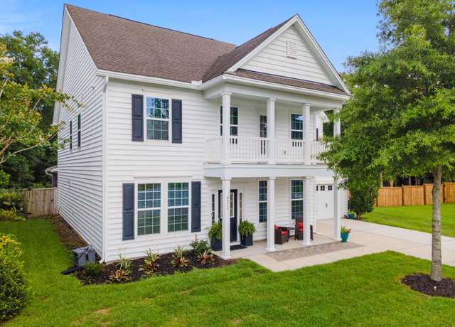 Property at 9713 Cutleaf Dr, Ladson, SC 29456, 5 beds, 3 baths