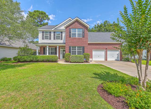 Property at 111 Kapalua Run, Summerville, SC 29483, 4 beds, 2.5 baths