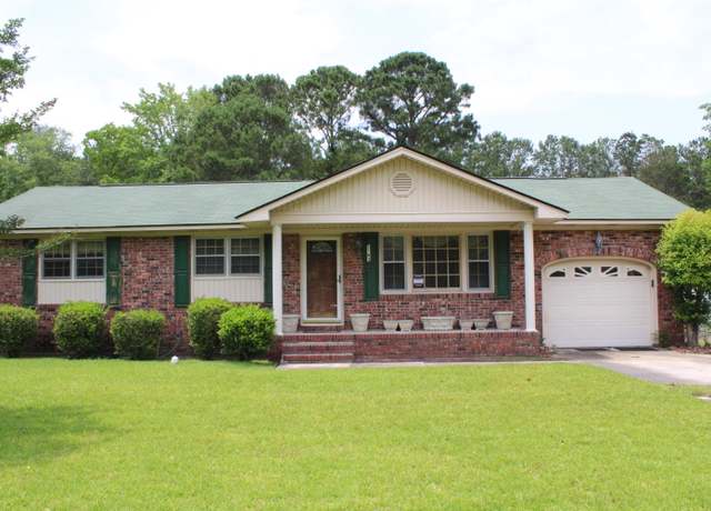 Property at 2163 Pinehurst Ave, Charleston, SC 29414, 3 beds, 1.5 baths