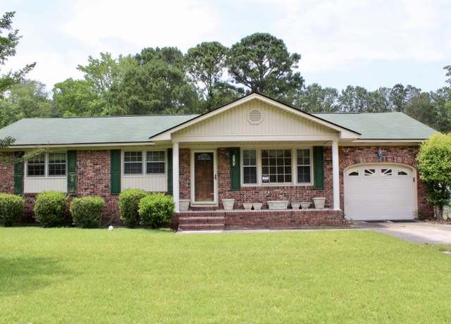 Property at 2163 Pinehurst Ave, Charleston, SC 29414, 3 beds, 1.5 baths