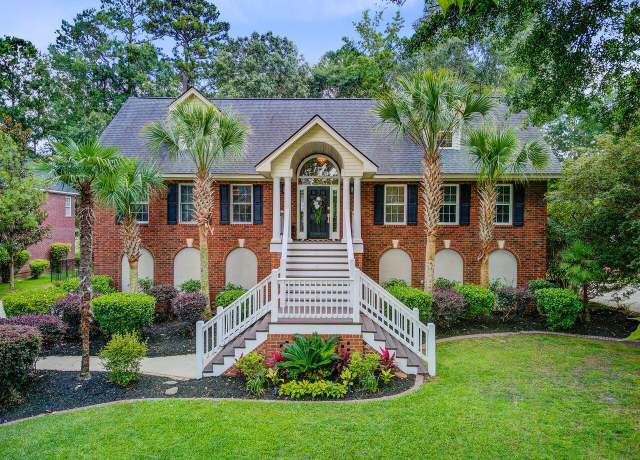 Property at 4272 Persimmon Woods Dr, Charleston, SC 29420, 5 beds, 4.5 baths