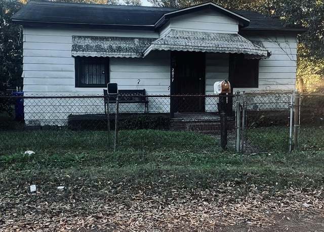 Property at 2017 Hampton Ave, North Charleston, SC 29405, 3 beds, 1 bath
