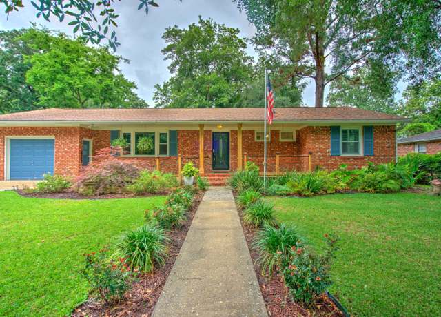 Property at 1967 Campion Hall Rd, Charleston, SC 29407, 3 beds, 2 baths