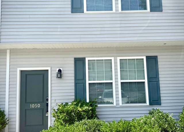 Property at 1050 Lexi Ct, Ladson, SC 29456, 3 beds, 2.5 baths