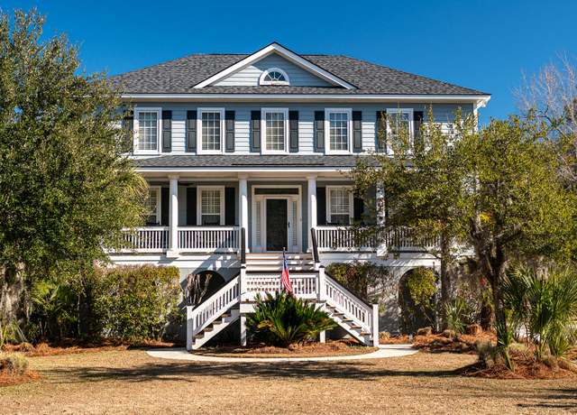 Property at 3734 Saint Ellens Dr, Mount Pleasant, SC 29466, 4 beds, 4 baths