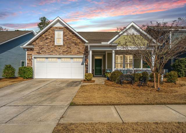 Property at 3034 Cross Vine Ln, Summerville, SC 29483, 2 beds, 2 baths