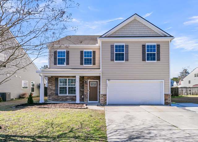 Property at 105 Endicott Ct, Summerville, SC 29486, 5 beds, 2.5 baths
