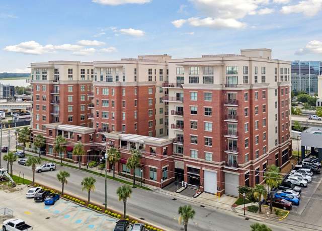 Property at 150 Bee St #717, Charleston, SC 29401, 2 beds, 2.5 baths