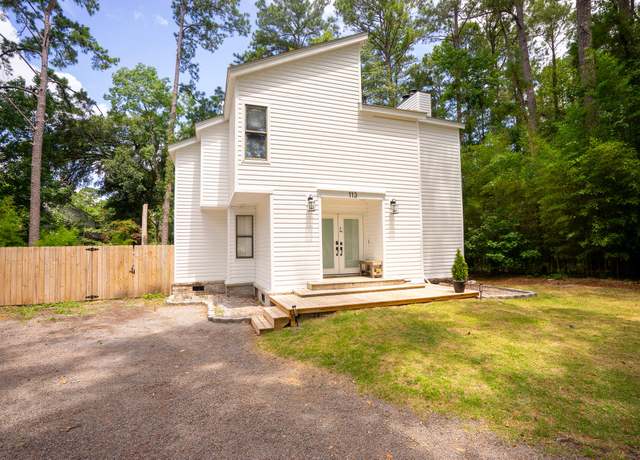 Property at 113 Broadmarsh Ct, North Charleston, SC 29418, 3 beds, 2.5 baths