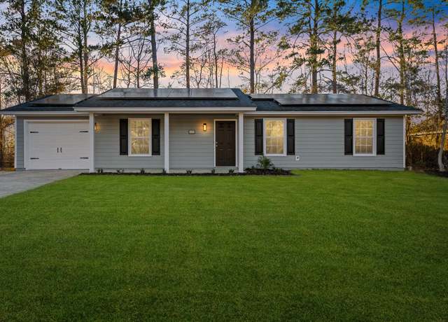 Property at 444 Longleaf Dr, Summerville, SC 29483, 3 beds, 2 baths