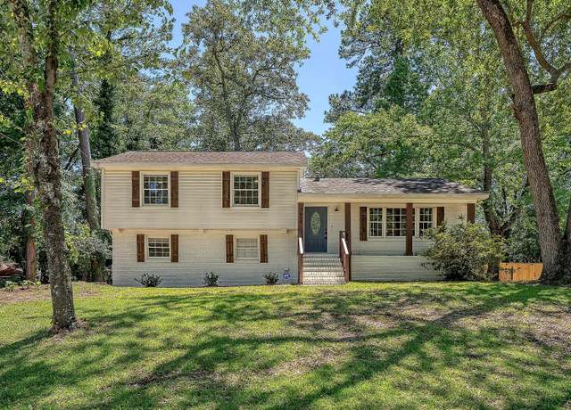 Property at 7639 Hillandale Rd, North Charleston, SC 29420, 4 beds, 3 baths