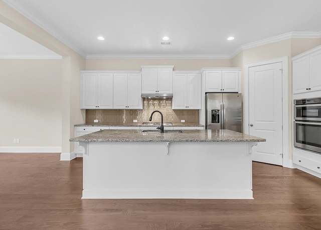 Property at 2032 Amenity Park Dr, Mount Pleasant, SC 29466, 3 beds, 2.5 baths
