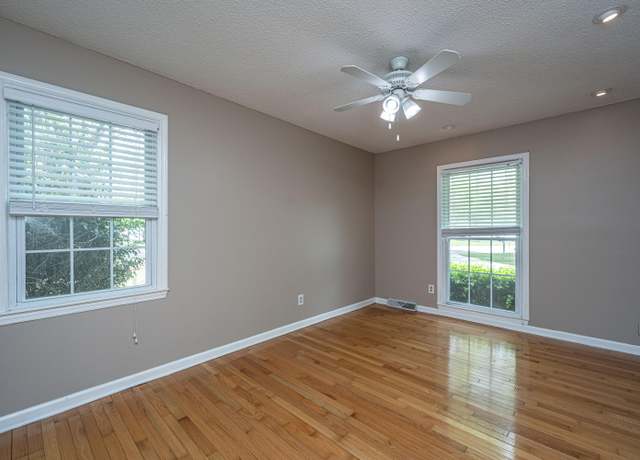 Property at 100 Nighthawk Ln, Summerville, SC 29485, 3 beds, 2 baths