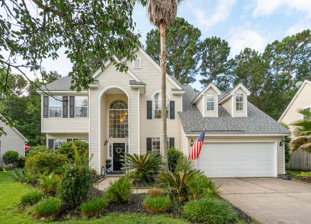 Property at 1425 Endicot Way, Mount Pleasant, SC 29466, 4 beds, 2.5 baths
