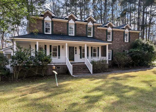 Property at 405 Huntington Rd, Summerville, SC 29483, 4 beds, 2.5 baths