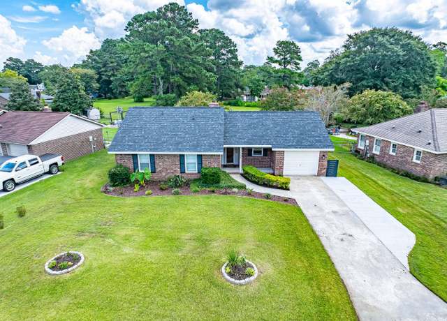 Property at 132 Marion Rd, Summerville, SC 29483, 3 beds, 2 baths