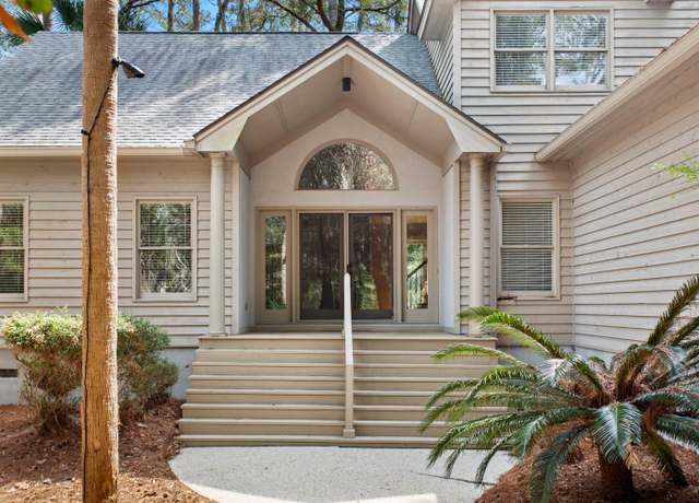 Property at 3180 Pine Needle Ln, Seabrook Island, SC 29455, 4 beds, 2.5 baths