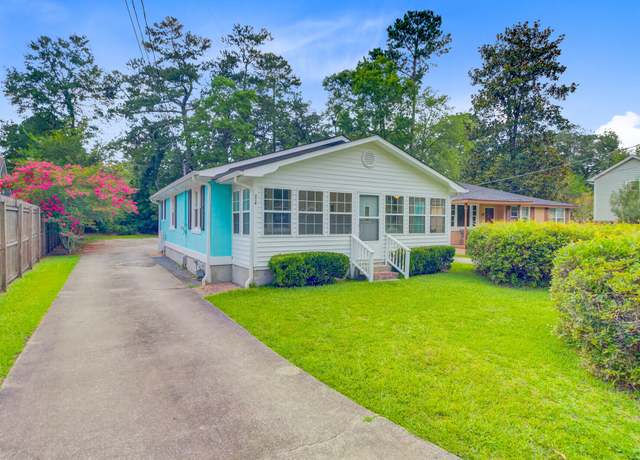 Property at 316 Simmons Ave, Summerville, SC 29483, 3 beds, 2 baths