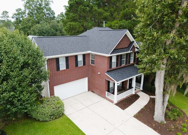 Property at 100 Temuco Ln, Summerville, SC 29483, 5 beds, 2.5 baths