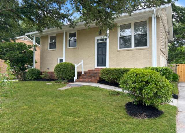 Property at 1481 Woodview Ln, Charleston, SC 29412, 4 beds, 2 baths