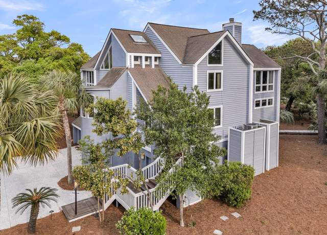 Property at 3635 Pompano Ct, Seabrook Island, SC 29455, 4 beds, 2.5 baths