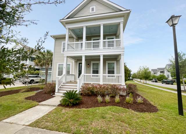 Property at 3700 Maidstone Dr, Mount Pleasant, SC 29466, 4 beds, 2.5 baths