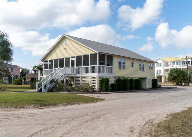 Property at 2302 Palmetto Blvd, Edisto Beach, SC 29438, 4 beds, 3.5 baths