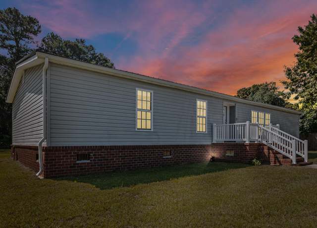 Property at 513 Pauline Dr, Bonneau, SC 29431, 3 beds, 2 baths