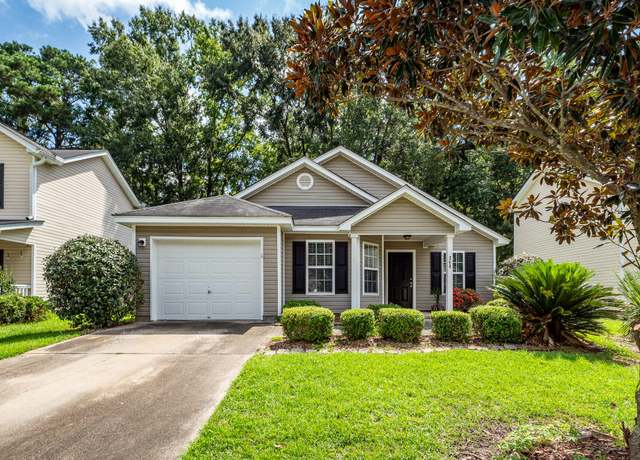 Property at 248 Trickle Dr, Summerville, SC 29483, 3 beds, 2 baths
