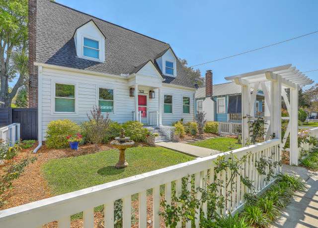 Property at 928 Ashley Ave, Charleston, SC 29403, 3 beds, 3 baths