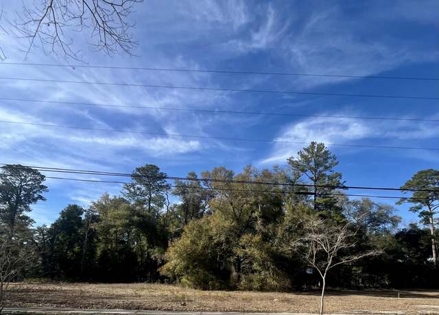 Property at 911 N Lemacks St, Walterboro, SC 29488