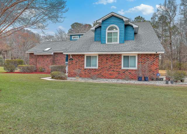 Property at 131 Londonderry Rd, Goose Creek, SC 29445, 4 beds, 2.5 baths