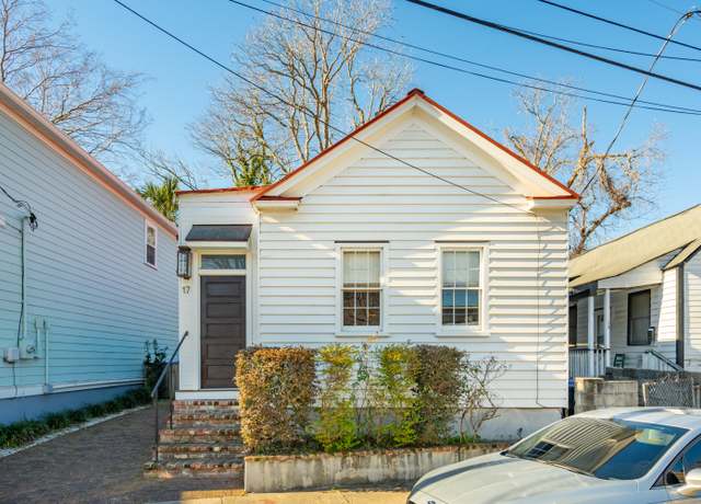 Property at 17 H St, Charleston, SC 29403, 1 bed, 1 bath