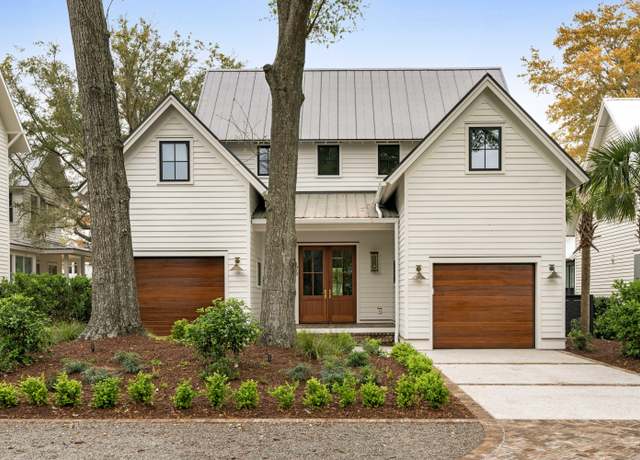 Property at 1412 Jackson St, Mount Pleasant, SC 29464, 5 beds, 4.5 baths
