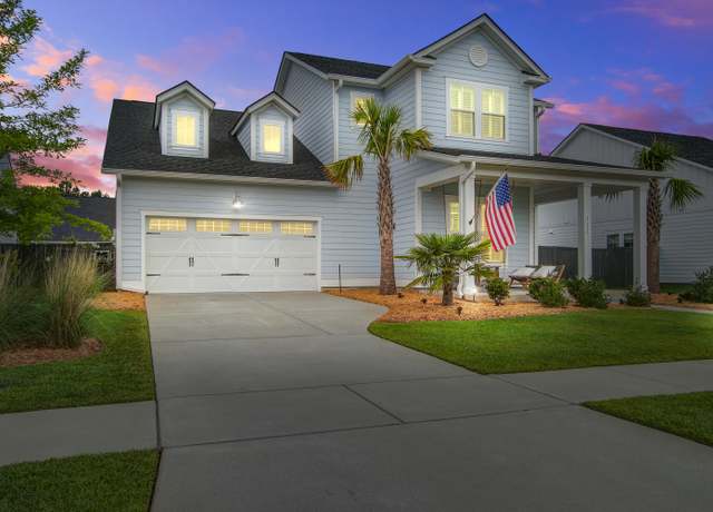 Property at 111 Medford St, Summerville, SC 29486, 4 beds, 4 baths