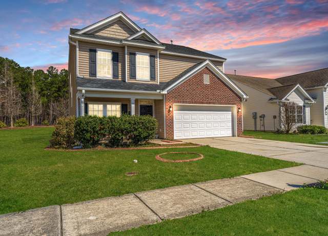 Property at 104 Mayfield Dr, Goose Creek, SC 29445, 4 beds, 2.5 baths
