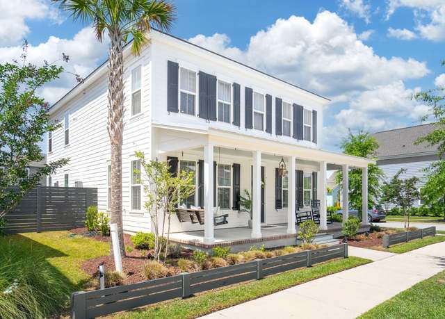 Property at 262 Great Lawn Dr, Summerville, SC 29486, 3 beds, 2.5 baths