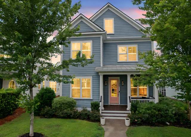 Property at 410 Eliston St, Summerville, SC 29486, 4 beds, 3 baths