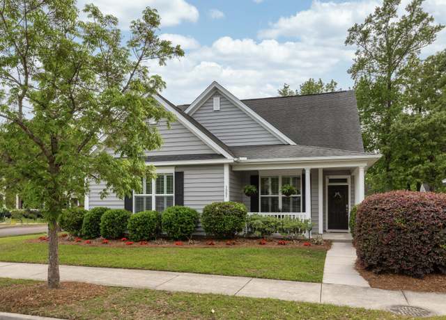 Property at 3085 Moonlight Dr, Charleston, SC 29414, 4 beds, 2 baths