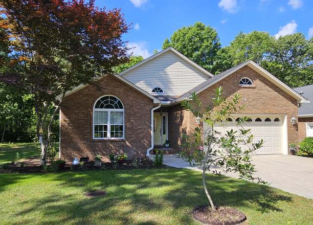 Property at 718 Oak Hill Dr, Manning, SC 29102, 3 beds, 2 baths