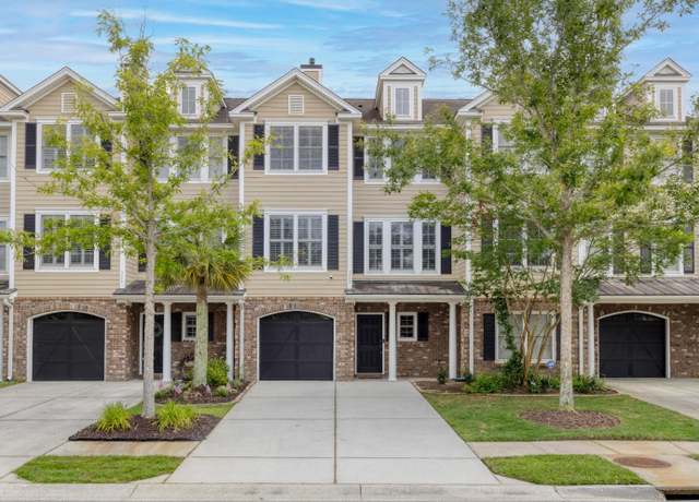 Property at 3588 Bagley Dr, Mount Pleasant, SC 29466, 3 beds, 2.5 baths