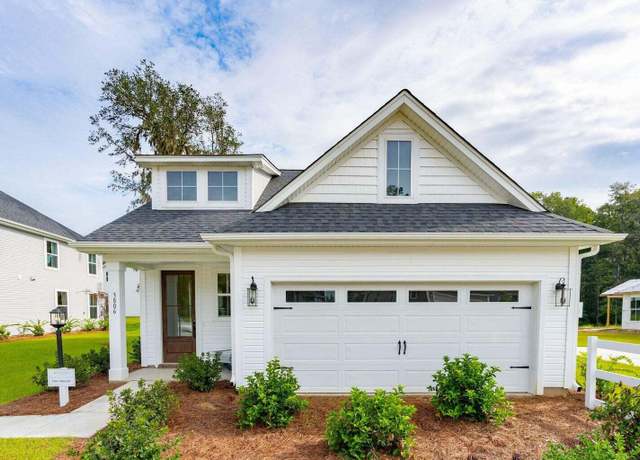 Property at 457 Eagleview Dr, Moncks Corner, SC 29461, 3 beds, 2.5 baths
