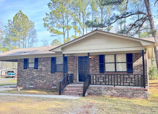 Property at 1401 Rivers St, Walterboro, SC 29488, 3 beds, 1 bath