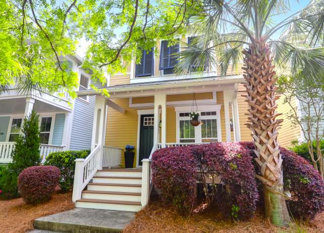 Property at 1243 Appling Dr, Mount Pleasant, SC 29464, 3 beds, 2.5 baths