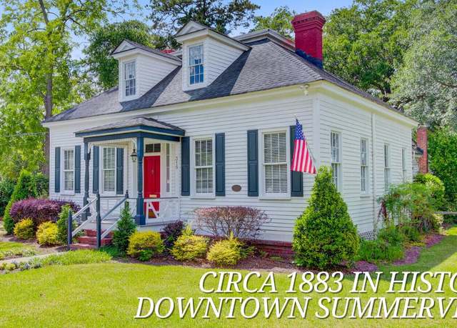 Property at 318 N Magnolia St, Summerville, SC 29483, 5 beds, 2.5 baths