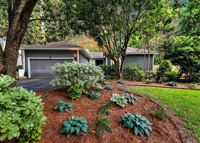 Property at 8 Pony Ln, Charleston, SC 29407, 3 beds, 2 baths