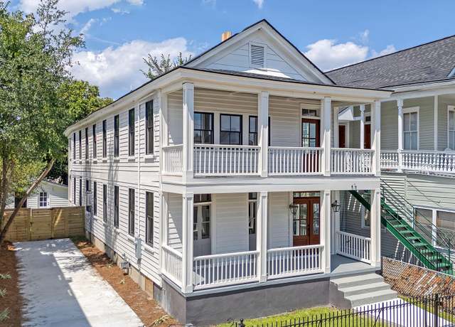 Property at 94 Fishburne St, Charleston, SC 29403, 4 beds, 3.5 baths