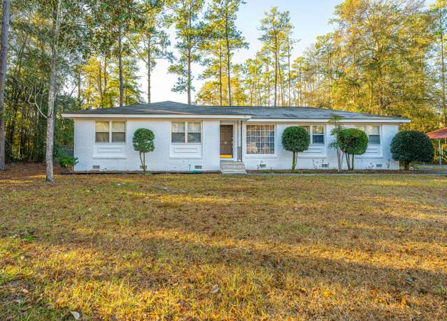 Property at 411 Constance St, Walterboro, SC 29488, 3 beds, 2 baths